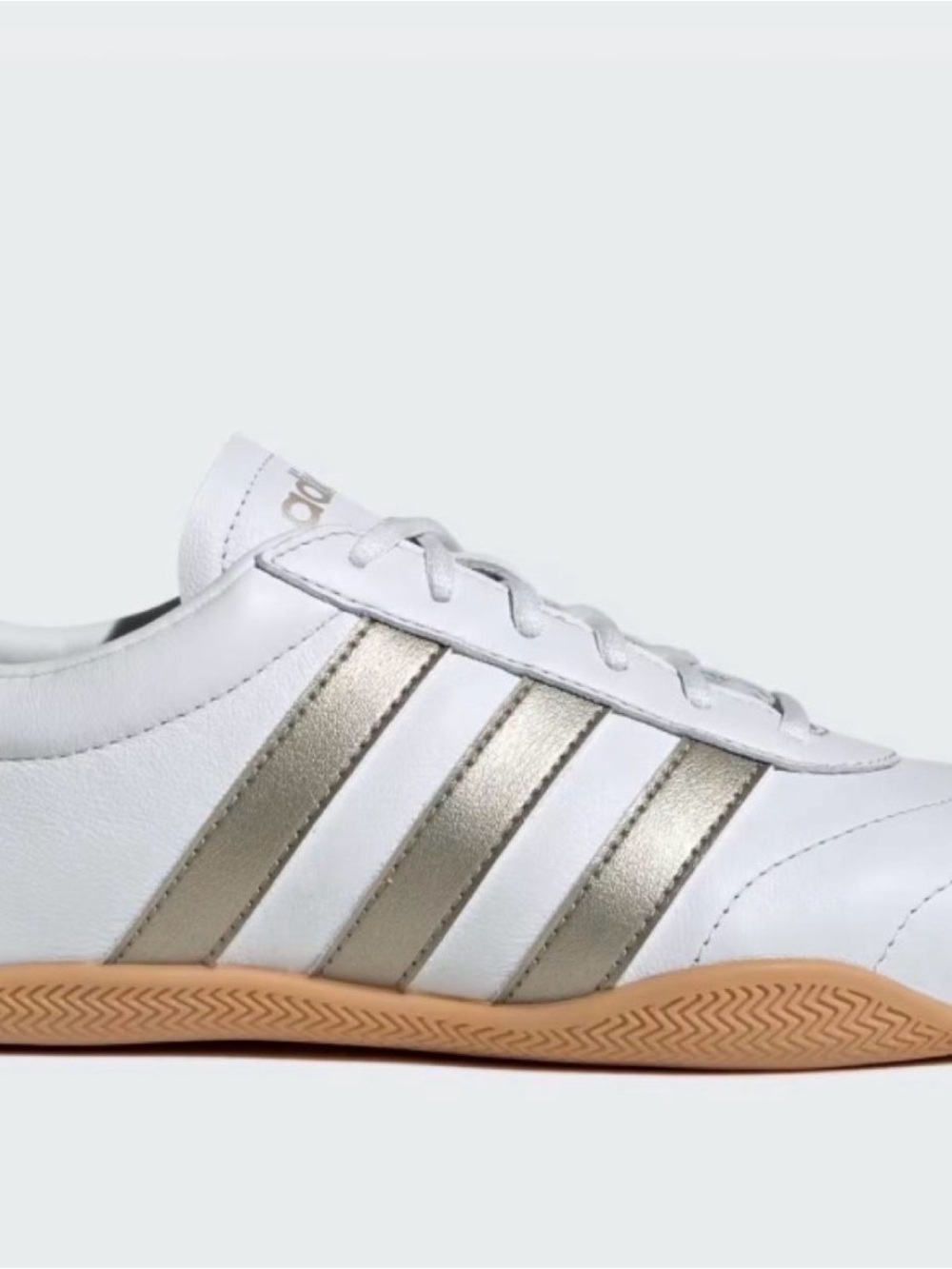 adidas Grand Court Lo Cyber White/ Cyber Metallic/Gum Size 6 women